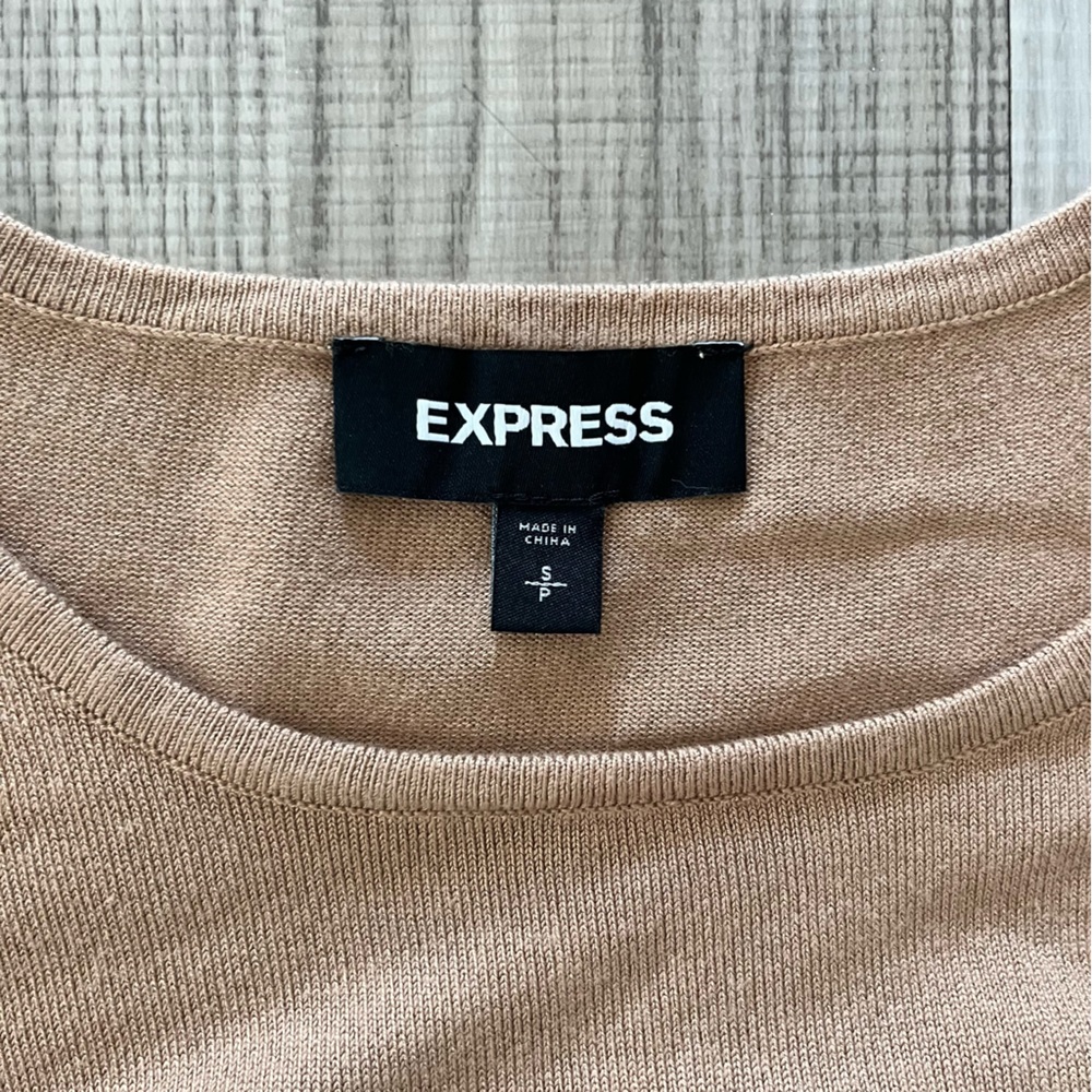 Express - Midi Ruched Dress - Picture 2 of 3